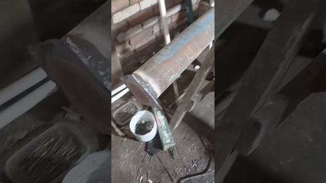 ВОРЮ ОТОПЛЕНИЯ В ГАРАЖЕ С БЫУШНЫХ ТРУБ (ЧАСТЬ 3)