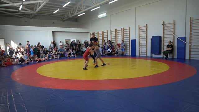 ГРБ. 2014-2015 г.р. Вес 41 кг. Григорян Самвел (Армавир)-Медведков Максим (Новопокровская)