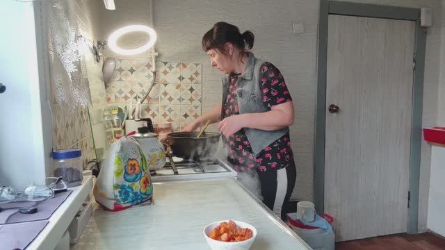 Приняла решение...