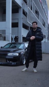 Грубо говоря 1.000.000
От боевой классики на Новый год!