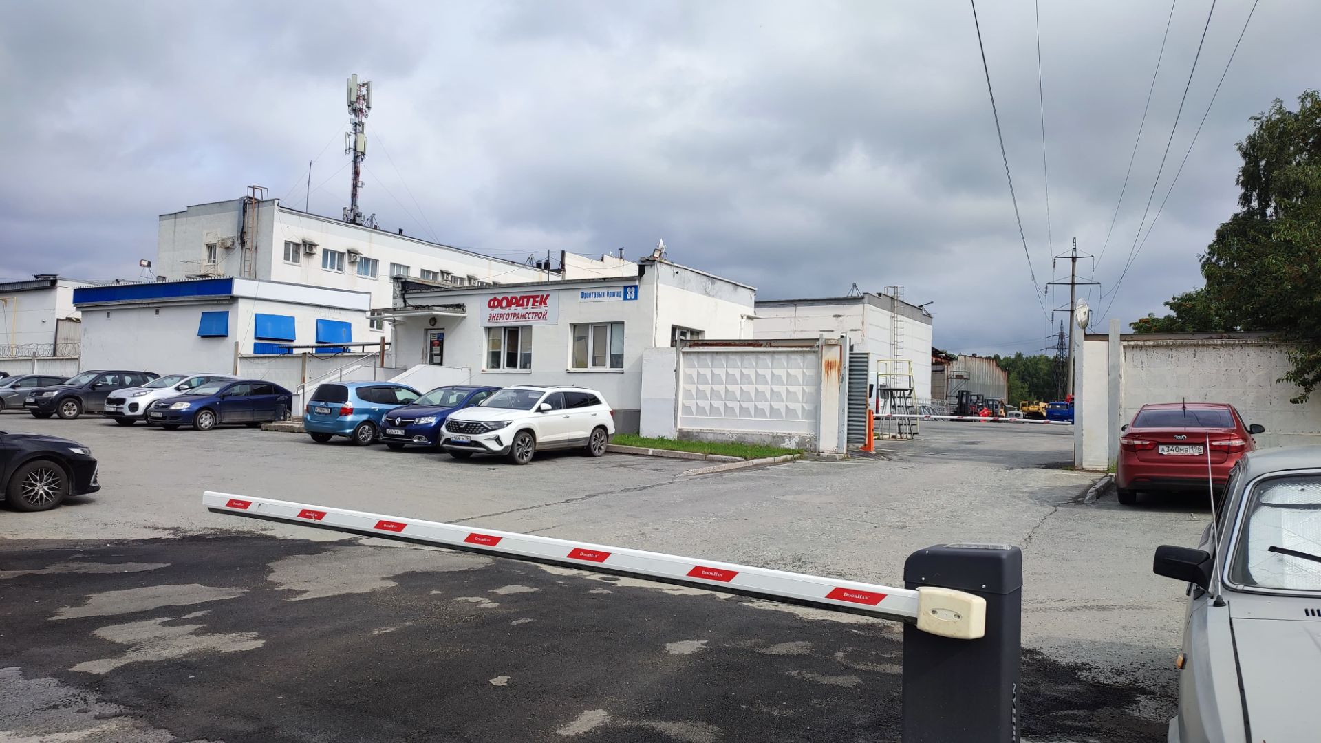 Продам производственную базу, 6739.2 м² ул. Фронтовых Бригад, г. Екатеринбург