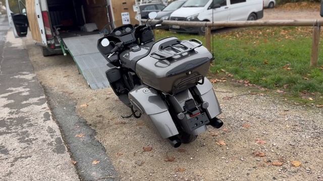 Indian Pursuit Dark Horse 112 2025