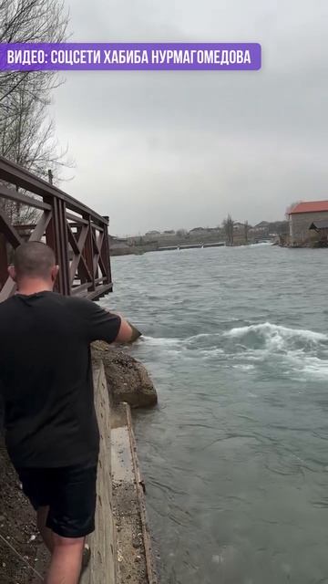 «Сауна +95 и холодная река девять градусов». Хабиб показал, как отдохнуть в Дагестане в декабре