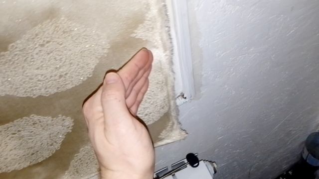 Всего 1-а дырочка и протертость в 2-ух камерах 🙂