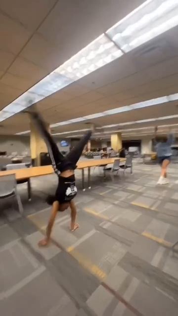 Подборка фейлов, приколов, падений и смешных ситуаций 😂