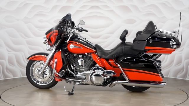 Harley-Davidson CVO Limited vin 5HD1TENE4GB953152