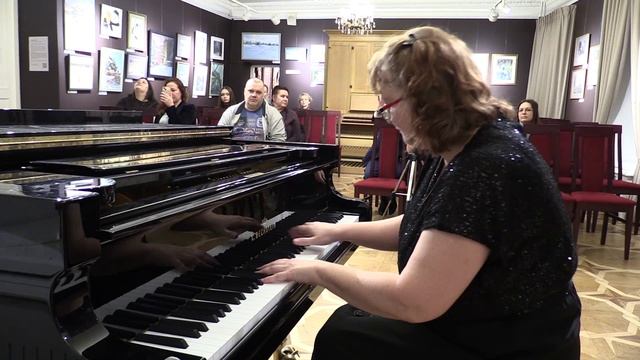 А.Скрябин. Этюд E-dur, ор. 8, N5.