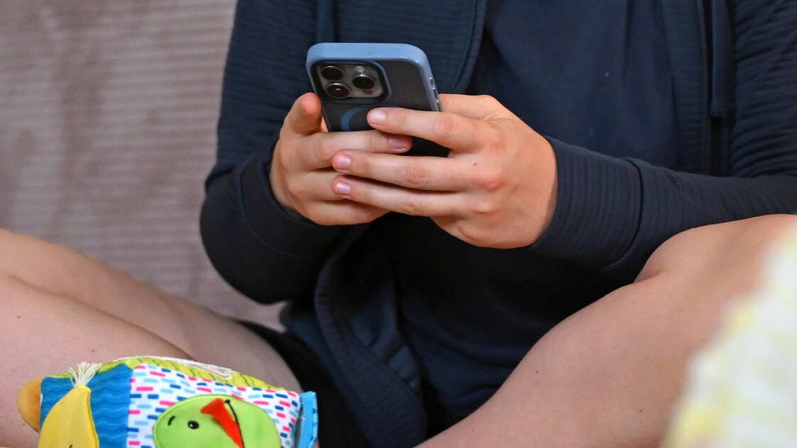 Родившая младенца в бассейне в Москве оказалась блогершей-миллионщицей в TikTok