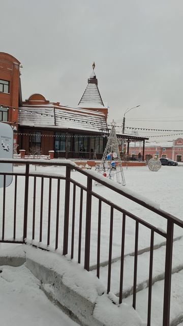 Башня с часами на Старом Базаре