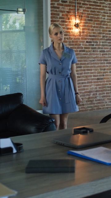 Резко отстранился от неё💔