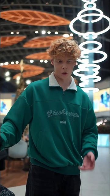 ⁉️Помогли бы инвалиду? До конца ❤ 
Мальчик потерял ПАПУ... 

#pov #story #добро #дети #семья #друг #