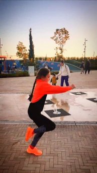 Маховый переворот на двух... на одной... без рук #спорт #акробатика #прыжки #маховый #переворот #без