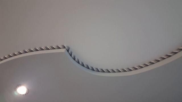 криволинейный потолок