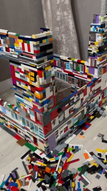 Строим большой дом из лего