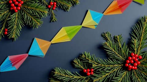 Как Сделать Новогоднюю Гирлянду из Бумаги