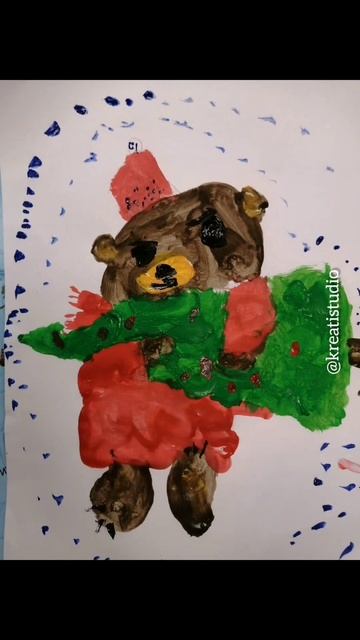 Мишка с елкой