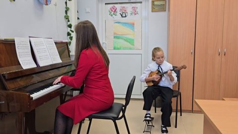 Лаптев В.А. "Я в садочке была"