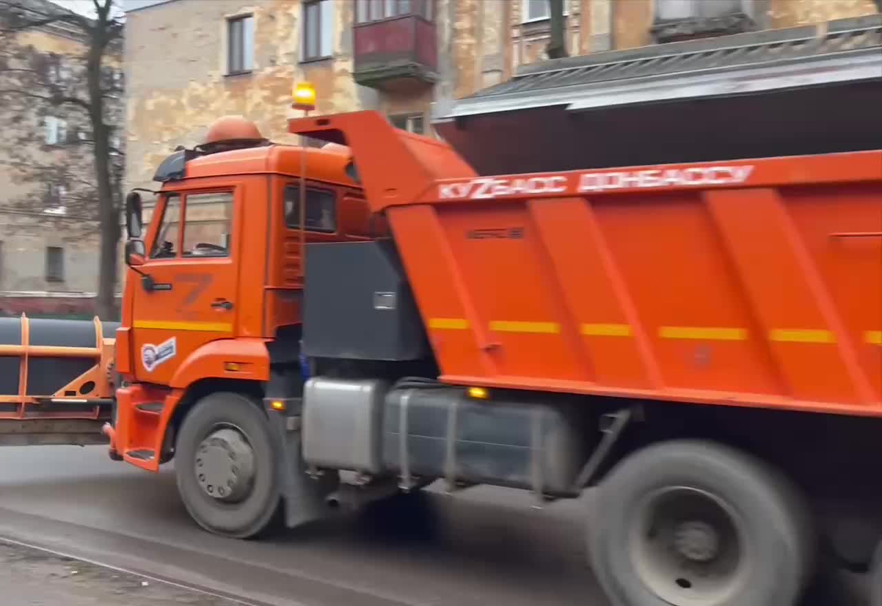 В течение текущей недели дорожные службы Горловки предприятия осуществляли работы в соответствии ...