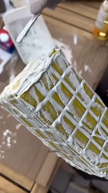 Ваза из коробки и плитки — дешево, быстро, эффектно 💛 #DIY #декор