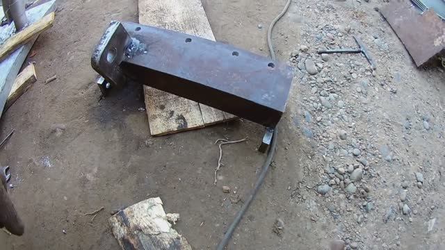 Т-25 доделал навеску и оторваное ухо гидробака .Часть 2. Фрезеровка участка 6 соток в жару .