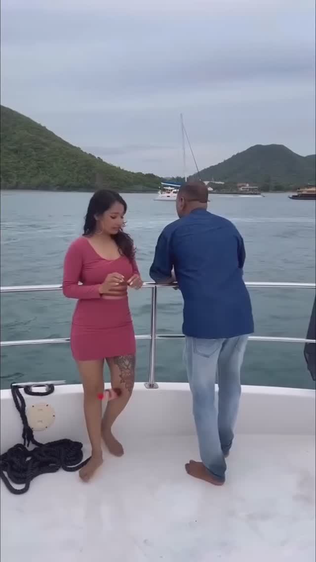 И что он хочет?