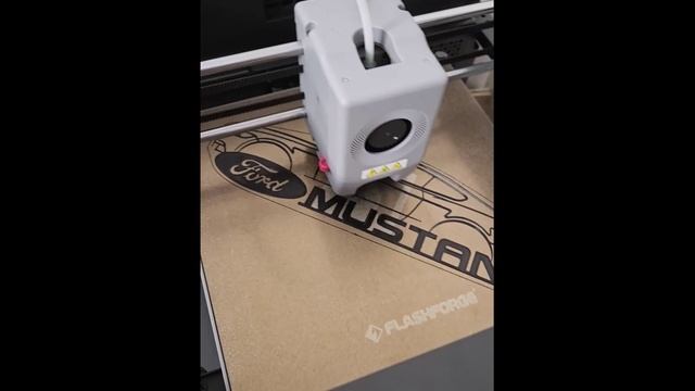 Печать контура Mustang на 3D принтере