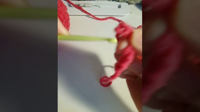 Туториал как вязать бантик крючком 😏