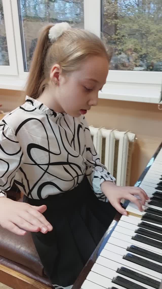 Сольф. №327 из сб.Калм. и Фр. Дронова Анастасия 4кл.