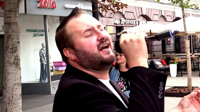 Проект "Неоткрытые Звёзды". Исп. А.Головин Живая реклама - пр.Кирова, пр.Саратов ТЦ "Манеж-2025 г.2