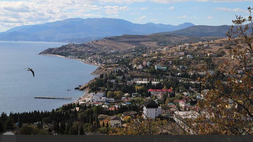 Ушаков указал на нереалистичность планов Зеленского по возвращению Крыма