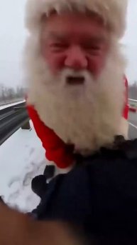 Праздник к нам приходит