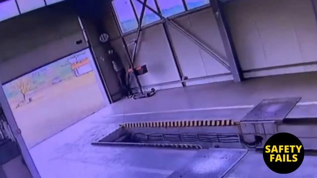 «Полные идиоты на работе» _ Плохой день на работе 2022 _ Нарушения техники безопасности _ VL #026