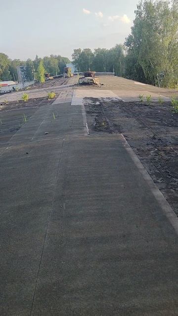 Продолжаем обзор крыши спортзала 29 июля 2025 года. 
#Было_стало 
#Сеща 
#Старая_школа 
#Вторая_жизн
