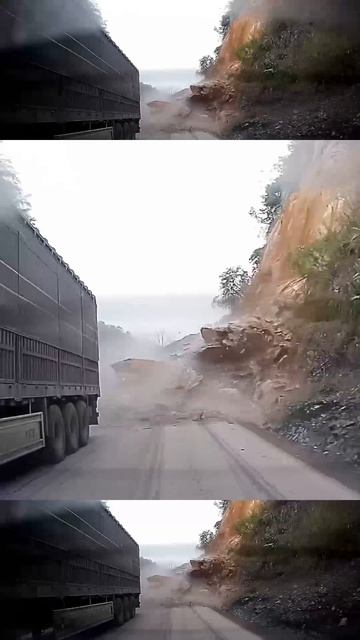 Оползень на дороге.