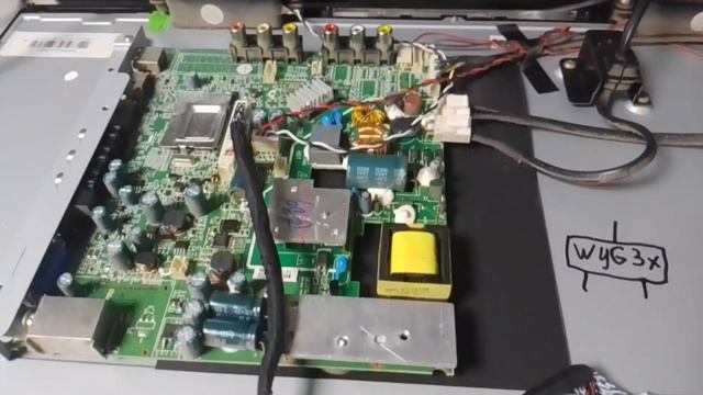 Телевизор MYSTERY MTV-2423LW тëмный экран