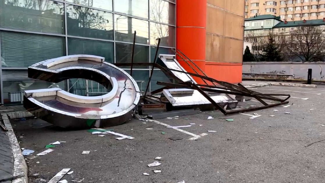 Дагестан оказался в тисках сильнейшего урагана