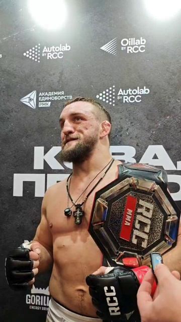 🇷🇺 Влад Белаз про выход с флагом России на бой!