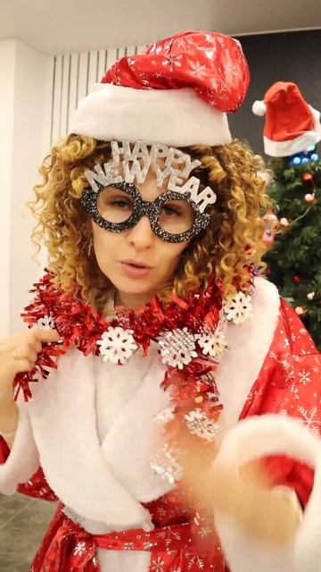 отправь той самой коллеге