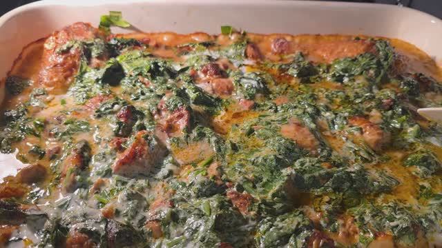 Домашняя курочка, готовлю индийское блюдо с нутом, черным рисом и шпинатом