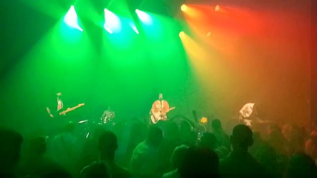 VID_20251108_220110.mp4