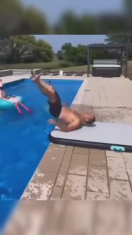 Подборка фейлов, приколов, падений и смешных ситуаций 😂