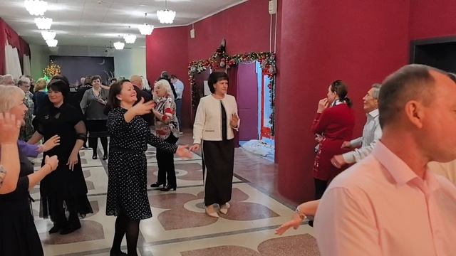 Дискотека начинается... 14.12.25...