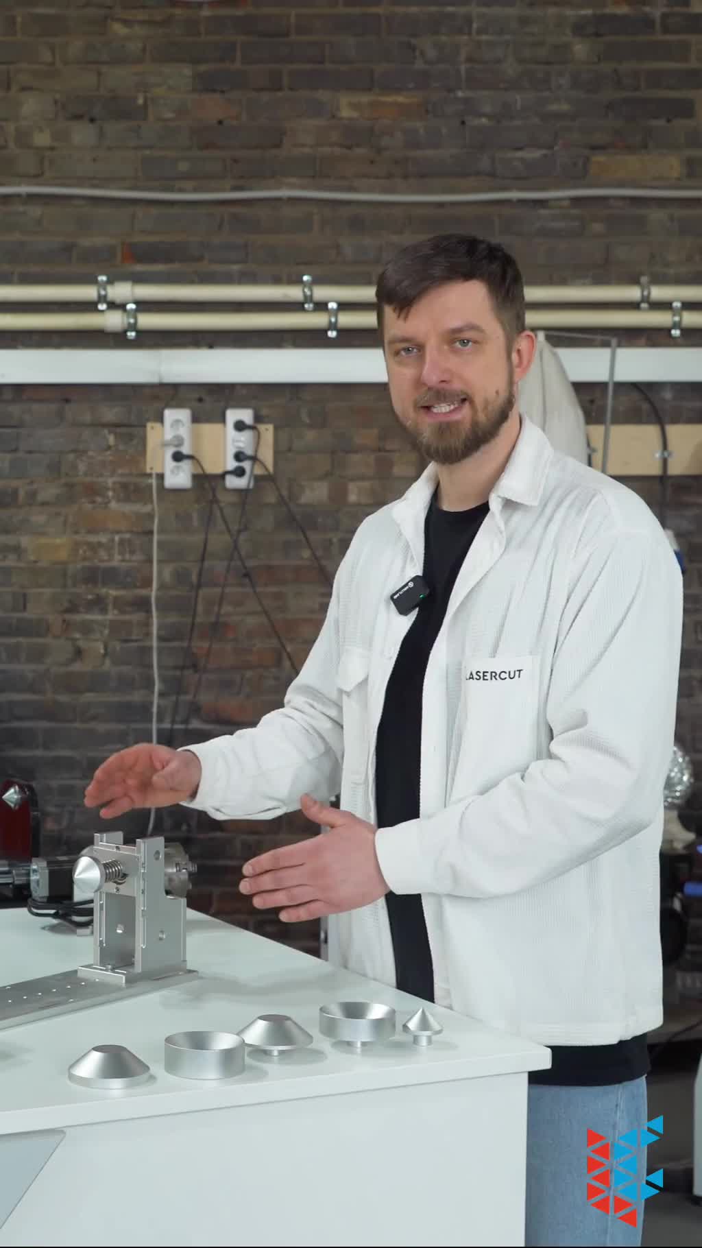 Поворотное устройство Back Support: для лазерных маркираторов и CO2-лазеров