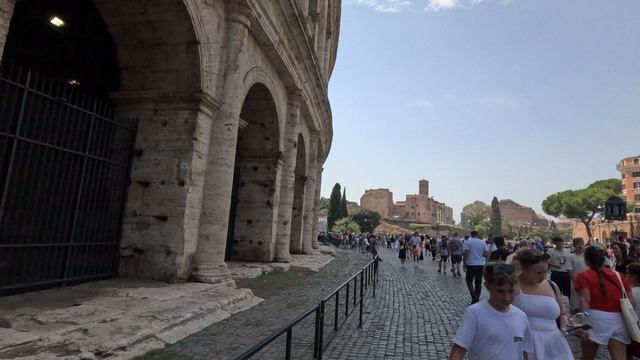 Заходим в Колизей | Вид внутри исторического сооружения 🇮🇹