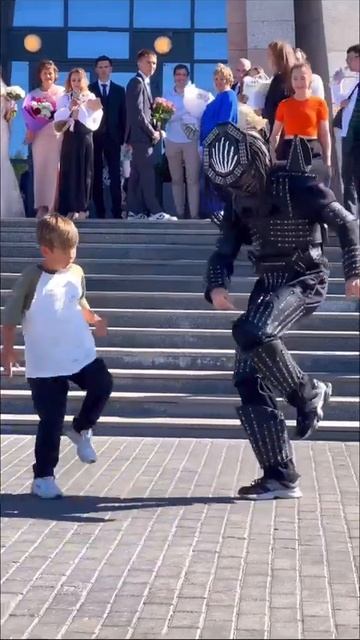 LITTLE BOY DANCING  TUZELITY TEACHING NEON SHUFFLE