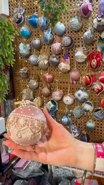 Потрясающей красоты елочные шары от бренда Gift_box