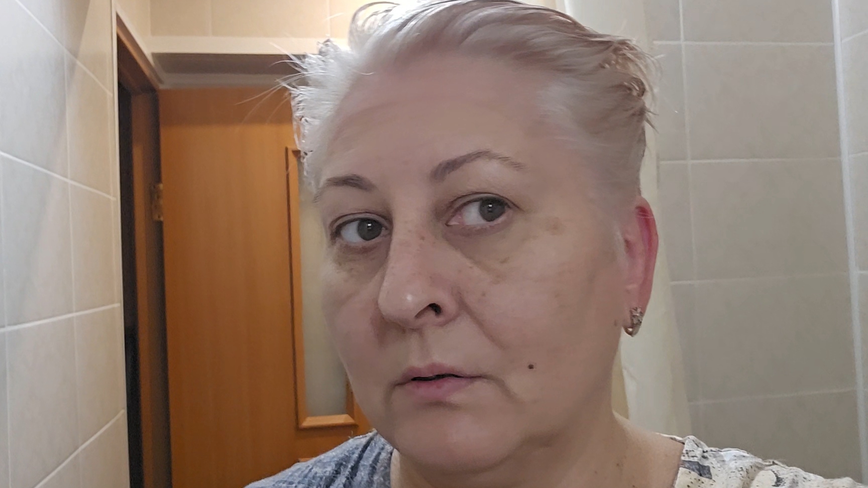 покрасилась, приготовила салатик