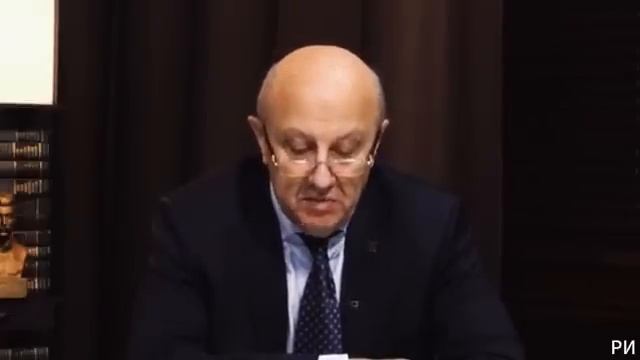 Андрей Фурсов. Почему меняют человека? Создают рынок будущего поведения?.mp4