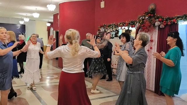 Танцуй красивая... 13.12.25...