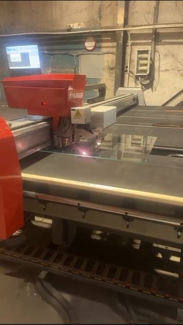 Нанесение лазерной маркировки Автоматическим столом резки серии PRAKTIK модель GCL-3728L